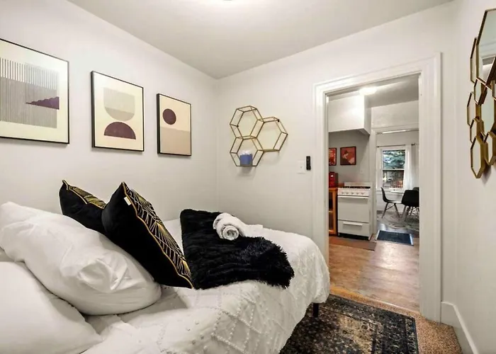 Stylish Heart Of Downtown Unit With Hottub Casa vacanze Flagstaff